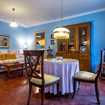 Apartamento En Un Dormitorio En Plaza Alfaro Севилья Экстерьер фото