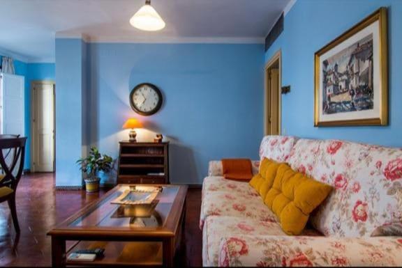 Apartamento En Un Dormitorio En Plaza Alfaro Севилья Экстерьер фото