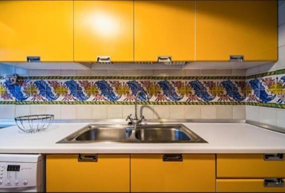 Apartamento En Un Dormitorio En Plaza Alfaro Севилья Экстерьер фото