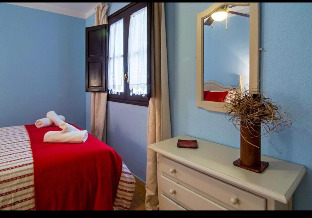 Apartamento En Un Dormitorio En Plaza Alfaro Севилья Экстерьер фото